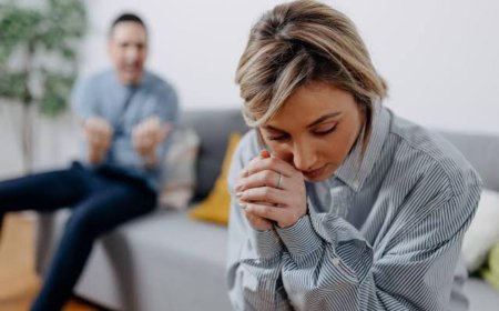 ಥೂ ಅವನು ನಿತ್ಯ ಸ್ನಾನ ಮಾಡಲ್ಲ, ಆತನೊಂದಿಗೆ ಬಾಳಲಾರೆ: ಮದುವೆಯಾದ 1 ತಿಂಗಳಲ್ಲೇ ಗಂಡನಿಂದ ಡಿವೋರ್ಸ್ ಕೇಳಿದ ಹೆಂಡತಿ!