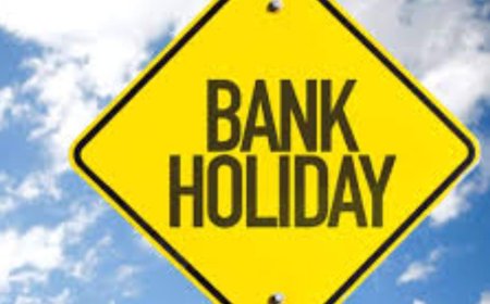 ಬ್ಯಾಂಕ್ ಗ್ರಾಹಕರ ಗಮನಕ್ಕೆ: ಅಕ್ಟೋಬರ್ʼನಲ್ಲಿ ಬ್ಯಾಂಕ್ ರಜಾದಿನಗಳ ಪಟ್ಟಿ ಇಲ್ಲಿದೆ ನೋಡಿ!