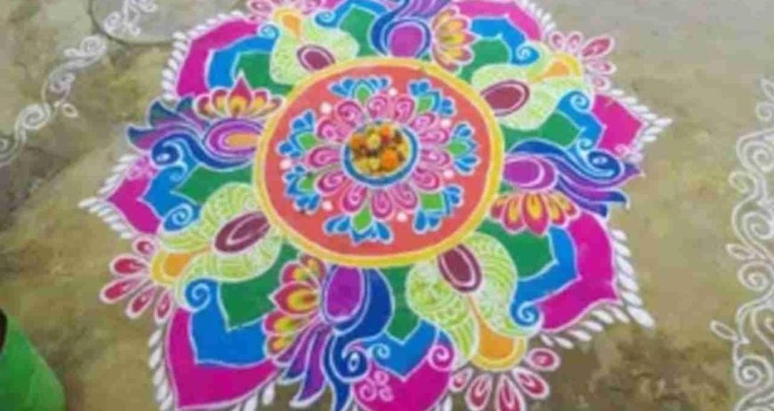 ಮನೆ ಮುಂದೆ ರಂಗೋಲಿ ಯಾಕೆ ಹಾಕಬೇಕು ಗೊತ್ತಾ? ಇದರ ಮಹತ್ವದ ನೀವು ತಿಳಿಯಲೇಬೇಕು!