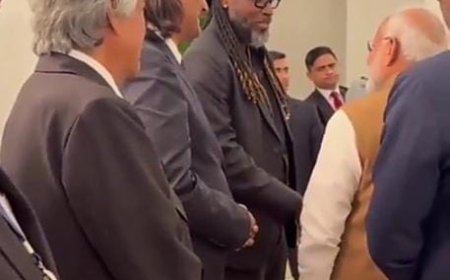 ಪ್ರಧಾನಿ ನರೇಂದ್ರ ಮೋದಿ ಭೇಟಿಯಾದ RCBಯ ಮಾಜಿ ಆಟಗಾರ!