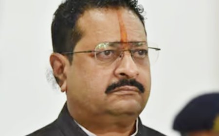 ಬಸನಗೌಡ ಯತ್ನಾಳ್‌ʼಗೆ ಸಂಕಷ್ಟ: ಜಾಮೀನು ರಹಿತ ವಾರೆಂಟ್ ಜಾರಿ!