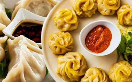 ರಸ್ತೆಬದಿ ಸಿಗುವ ಮೆಮೊಸ್ ತಿನ್ನುವವರೇ ಇಲ್ಲಿ ಕೇಳಿ: ಫುಡ್ ತಿಂದ ಓರ್ವ ಸಾವು!