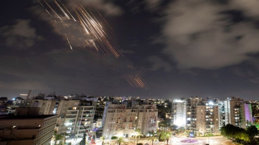 Iran attacks Israel: ಇಸ್ರೇಲ್ ಮೇಲೆ 400ಕ್ಕೂ ಹೆಚ್ಚು ಕ್ಷಿಪಣಿಗಳಿಂದ ಅಟ್ಯಾಕ್! ಪ್ಯಾಲೆಸ್ತೀನ್ ಉಗ್ರರ ಹತ್ಯೆ