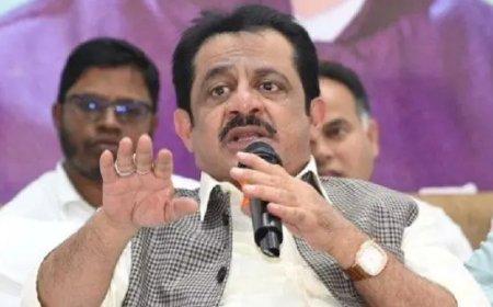 ಕರಿಯ ಕುಮಾರಸ್ವಾಮಿ ಬಿಜೆಪಿಗಿಂತ ಡೇಂಜರ್: HDK ವಿರುದ್ಧ ಏಕವಚನದಲ್ಲೇ ನಾಲಗೆ ಹರಿಬಿಟ್ಟ ಜಮೀರ್