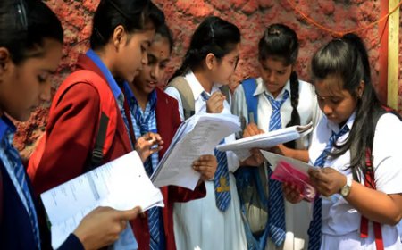 ವಿದ್ಯಾರ್ಥಿಗಳೇ ಗಮನಿಸಿ.. CBSE 10, 12ನೇ ತರಗತಿ ಪರೀಕ್ಷಾ ವೇಳಾಪಟ್ಟಿ ಪ್ರಕಟ!