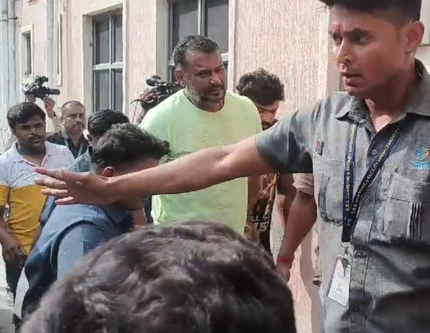 ಬೆನ್ನು ನೋವಿನ ಸಮಸ್ಯೆ: ಬೆಂಗಳೂರಿನ BGS ಆಸ್ಪತ್ರೆಗೆ ಭೇಟಿ ನೀಡಿದ ನಟ ದರ್ಶನ್