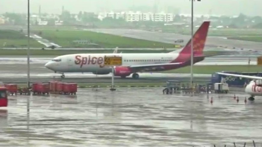 Fengal Cyclone: ತಮಿಳುನಾಡಿನಲ್ಲಿ ಮಳೆ ಅಬ್ಬರ: ಶಾಲೆಗಳಿಗೆ ರಜೆ ಘೋಷಣೆ - 13 ವಿಮಾನಗಳ ಹಾರಾಟ ರದ್ದು