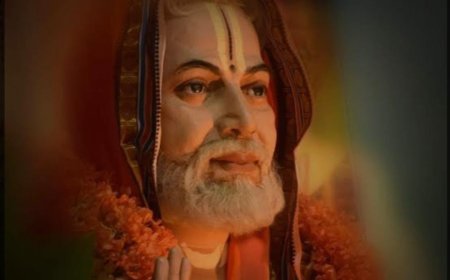 ರಾಘವೇಂದ್ರ ಸ್ವಾಮಿಗಳ ಮಹಾಮಹಿಮೆ ಬಗ್ಗೆ ನಿಮಗೆಷ್ಟು ಗೊತ್ತು!? ರಾಯರು ಜೀವಂತವಾಗಿದ್ದಾರಾ? ಸತ್ಯ ಸಂಗತಿ ಇಲ್ಲಿದೆ!