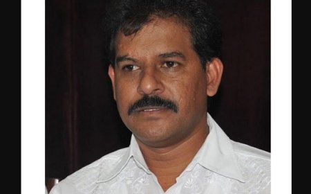 ಸ್ವಾಮೀಜಿಯಾಗಲು ನಾಲಾಯಕ್. ಕಾವಿ ಬಟ್ಟೆ ಬಿಚ್ವಿಟ್ಟು ಬರುವುದು ಉತ್ತಮ: ಜಯಮೃತ್ಯುಂಜಯ ಸ್ವಾಮೀಜಿ ವಿರುದ್ಧ ಕೆಎಸ್ ಶಿವರಾಮು ಕಿಡಿ