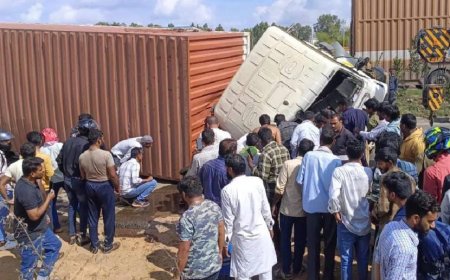 ನೆಲಮಂಗಲ ರಾಷ್ಟ್ರೀಯ ಹೆದ್ದಾರಿಯಲ್ಲಿ ಭೀಕರ ಸರಣಿ ಅಪಘಾತ: ಅಪ್ಪಚ್ಚಿ ಆದ್ರೂ 6 ಜನ!