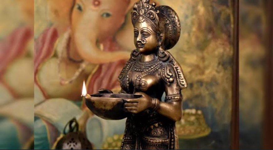 ದೇವರಿಗೆ ಪೂಜಿಸುವಾಗ ಎಣ್ಣೆ ಅಥವಾ ತುಪ್ಪ ಯಾವುದು ಬೆಳಗಿಸುವದು ಸೂಕ್ತ!?