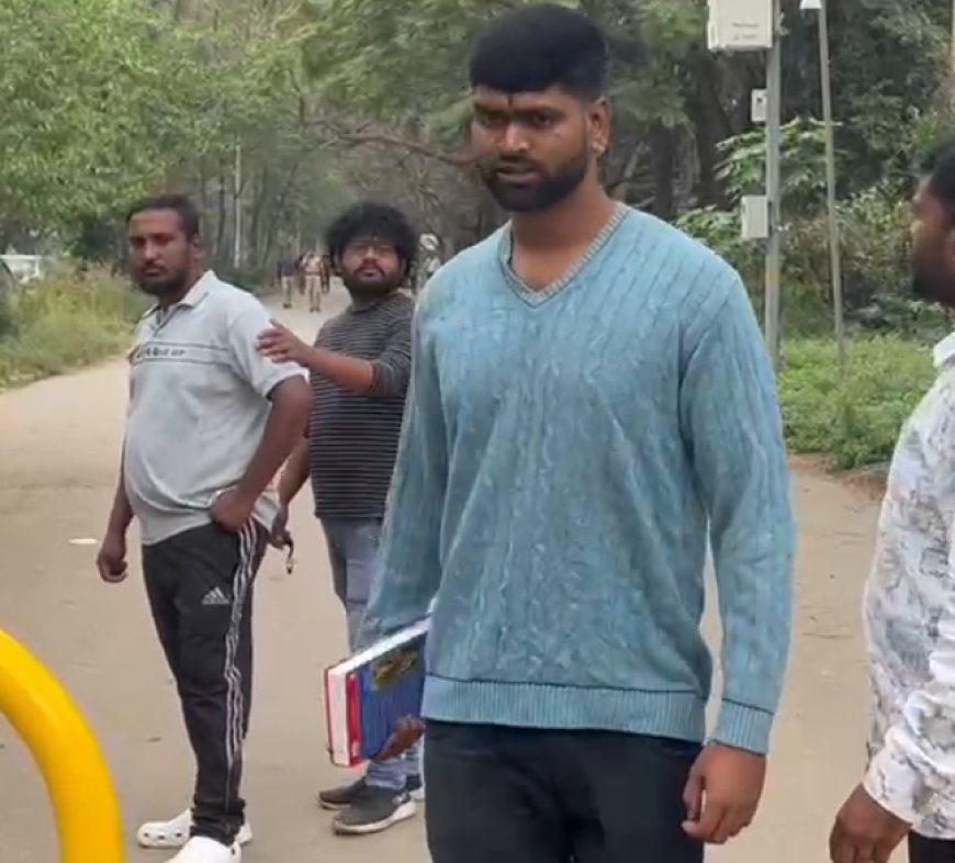 Renukaswamy Case: ದರ್ಶನ್ ಕೊಟ್ಟ ಭಗವದ್ಗೀತೆ ಕೈಯಲ್ಲೇ ಹಿಡಿದು ಜೈಲಿಂದ ಹೊರಬಂದ ಅನುಕುಮಾರ್!
