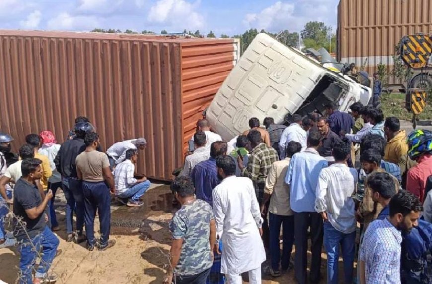 ನೆಲಮಂಗಲ ರಾಷ್ಟ್ರೀಯ ಹೆದ್ದಾರಿಯಲ್ಲಿ ಭೀಕರ ಸರಣಿ ಅಪಘಾತ: ಅಪ್ಪಚ್ಚಿ ಆದ್ರೂ 6 ಜನ!