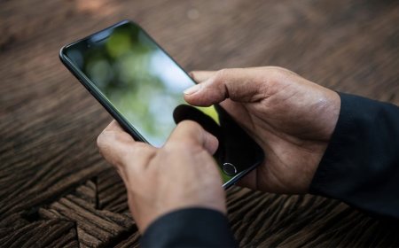 ನಿಮ್ಮ ಮೊಬೈಲ್ ಹ್ಯಾಂಗ್- ಸ್ಲೋ ಆಗ್ತಿದ್ಯಾ..? ಕೂಡಲೇ ಈ  ಸೆಟ್ಟಿಂಗ್ ಬದಲಿಸಿ ಸಾಕು