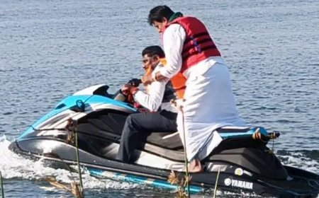 Ramanagara: ವಾಟರ್ ಬೈಕ್ ರೈಡ್ ವೇಳೆ ನೀರಿಗೆ ಬಿದ್ದ DK Suresh & CP Yogeshwar..!