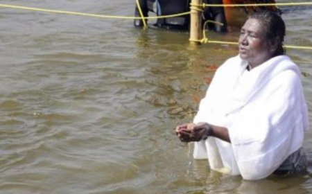 ಮಹಾ ಕುಂಭಮೇಳದಲ್ಲಿ ಇಂದು ದ್ರೌಪದಿ ಮುರ್ಮು ಪವಿತ್ರಸ್ನಾನ: ದೇಶದ ಒಳಿತಿಗೆ ವಿಶೇಷ ಪ್ರಾರ್ಥನೆ!