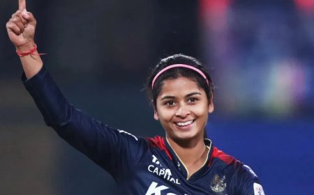 ಭರ್ಜರಿ ಗೆಲುವಿನ ಬೆನ್ನಲ್ಲೇ RCBಗೆ ಶಾಕ್: ತಂಡದಿಂದ ಸ್ಟಾರ್ ಆಟಗಾರ್ತಿ ಔಟ್