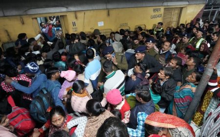 ದೆಹಲಿಯಲ್ಲಿ ಭೀಕರ ಕಾಲ್ತುಳಿತ: ಮಕ್ಕಳು ಸೇರಿ 18 ಮಂದಿ ಸಾವು!