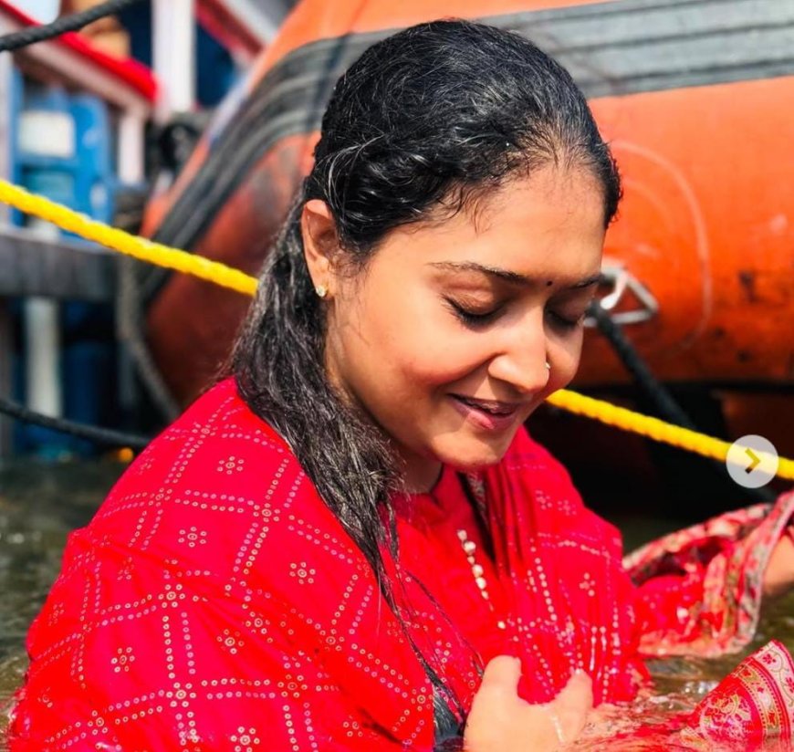 ಮಹಾಕುಂಭಮೇಳ: ತ್ರಿವೇಣಿ ಸಂಗಮದಲ್ಲಿ ಮಿಂದೆದ್ದ ಕೃತಿಕಾ ರವೀಂದ್ರ!