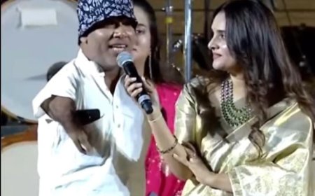 ವಿಕಲಚೇತನ ಅಭಿಮಾನಿ  ಜೊತೆ ಫೋಟೋ ಕ್ಲಿಕ್ಕಿಸಿಕೊಂಡ ರಮ್ಯಾ! ಮೋಹಕತಾರೆ ಗುಣಕ್ಕೆ ಕನ್ನಡಿಗರು ಫಿದಾ!