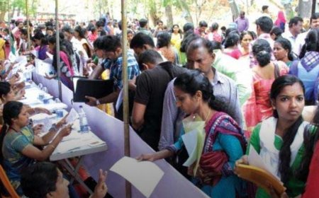 ಸರ್ಕಾರಿ JOB ಸಿಗ್ತಿಲ್ವಾ!? ಮೊದಲು ನಿಮ್ಮಲ್ಲಿ ಈ ಸ್ಕಿಲ್ಸ್‌  ಇದ್ಯಾ ನೋಡಿ, JOB ಪಡೆಯೋದು ಸುಲಭ!