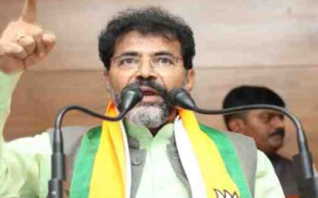 ಕಾಮಧೇನು ಕೆಚ್ಚಲನ್ನ ಕೊಯ್ಯುವ ಕೆಲಸವನ್ನು ಕಾಂಗ್ರೆಸ್ ಮಾಡುತ್ತಿದೆ: ಛಲವಾದಿ ನಾರಾಯಣಸ್ವಾಮಿ