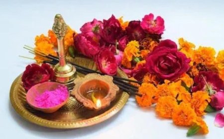 ಯಾವ ದೇವರಿಗೆ ಯಾವ ಹೂವು ಹಾಕಿದ್ರೆ ಅದೃಷ್ಟ ಬರುತ್ತೆ? ಪೂಜೆಗೂ ಮುನ್ನ ಇದನ್ನೊಮ್ಮೆ ತಿಳ್ಕೊಳ್ಳಿ