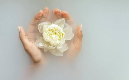 ದೇವರ ಪೂಜೆಗೂ ಮುನ್ನ ಸ್ನಾನ ಮಾಡ್ಬೇಕಾ? ಬೇಡವಾ? ಜ್ಯೋತಿಷ್ಯ ಹೇಳುವುದೇನು?