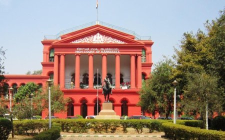 ನಾಲ್ವರು ಕರ್ನಾಟಕ ಹೈಕೋರ್ಟ್‌ ನ್ಯಾಯಮೂರ್ತಿಗಳು ವರ್ಗಾವಣೆ - ಯಾರ್ಯಾರು? ಎಲ್ಲೆಲ್ಲಿಗೆ? - ಇಲ್ಲಿದೆ ಡೀಟೈಲ್ಸ್!