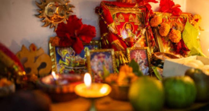 ನೀವು ಪೂಜೆ ಮಾಡುವಾಗ ಈ ತಪ್ಪು ಮಾಡುತ್ತಿದ್ದರೆ ಇಂದೇ ಬಿಟ್ಟುಬಿಡಿ! ಇಲ್ಲದಿದ್ರೆ ಫಲ ಸಿಗಲ್ಲ!