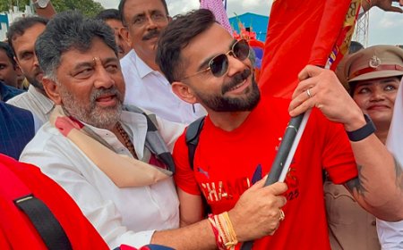 RCB IPL Celebration: ಬೆಂಗಳೂರಿಗೆ ಎಂಟ್ರಿ ಕೊಟ್ಟ ರೆಡ್ ಆರ್ಮಿ: ಕೊಹ್ಲಿಗೆ ಕನ್ನಡ ಭಾವುಟ ನೀಡಿ ಸ್ವಾಗತಿಸಿ ಡಿಸಿಎಂ..!