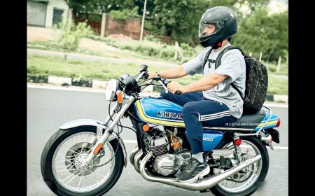 MS Dhoni: ಮತ್ತೆ ವಿಂಟೇಜ್ ಬೈಕ್’ನಲ್ಲಿ ಧೋನಿ: 'ನೀವು ಸೂಪರ್ ತಲಾ' ಎಂದ ಅಭಿಮಾನಿಗಳು!