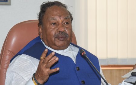 ಮಾಜಿ ಸಚಿವ ಈಶ್ವರಪ್ಪ ಸೇರಿ ಕುಟುಂಬದ ವಿರುದ್ಧದ ಭ್ರಷ್ಟಾಚಾರ ಆರೋಪ..! FIR ದಾಖಲು