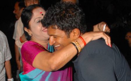 B Saroja Devi: "ಪುನೀತ್ ನನ್ನ ಮಗನಾಗಿದ್ದರೆ ಎಷ್ಟು ಚೆನ್ನಾಗಿರುತ್ತಿತ್ತು" ಎಂದಿದ್ದ ಸರೋಜಾದೇವಿ!