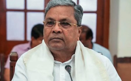 ಸಂವಿಧಾನದ ರಕ್ಷಣೆ ಎಲ್ಲ ನಾಗರಿಕರ ಜವಾಬ್ದಾರಿ: ಮುಖ್ಯಮಂತ್ರಿ ಸಿದ್ದರಾಮಯ್ಯ