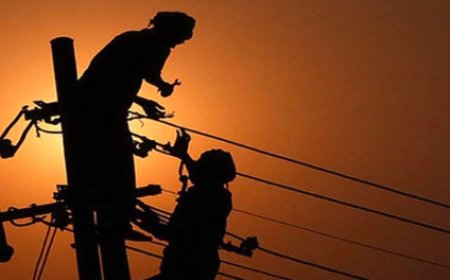 Power Cut in Bengaluru : ನಾಳಿನ ಕೆಲಸ ಇಂದೇ ಮಾಡಿ: ಬೆಂಗಳೂರು ನಗರದ ಹಲವೆಡೆ ವಿದ್ಯುತ್ ಪೂರೈಕೆಯಲ್ಲಿ ವ್ಯತ್ಯಯ