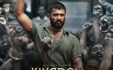 ವಿಜಯ್ ದೇವರಕೊಂಡ ನಟನೆಯ ‘ಕಿಂಗ್ಡಮ್’ ಸಿನಿಮಾಗೆ ಬಂಪರ್ ರೆಸ್ಪಾನ್ಸ್: ಟ್ರೆಂಡಿಂಗ್’ನಲ್ಲಿ ಟಿಕೆಟ್ ಬುಕ್ಕಿಂಗ್