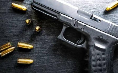 ಪ್ರಿಯಕರನ ಗನ್ ಪರಿಶೀಲಿಸುವಾಗ ಮಿಸ್ ಫೈರಿಂಗ್: ಯುವತಿ ಗಂಭೀರ!