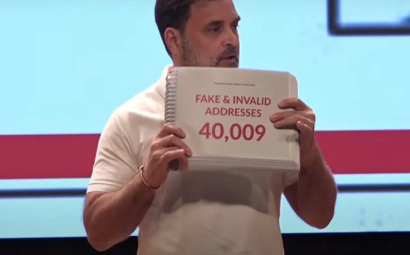 ಮಹದೇವಪುರದಲ್ಲಿ 1 ಲಕ್ಷ ಮತಗಳ್ಳತನ: ಸ್ಫೋಟಕ ಮಾಹಿತಿ ಬಹಿರಂಗಪಡಿಸಿದ ರಾಹುಲ್ ಗಾಂಧಿ!