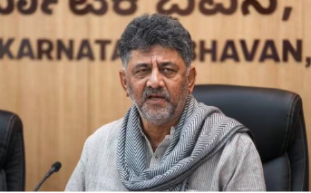 ತೇಜಸ್ವಿ ಸೂರ್ಯ ಬಗ್ಗೆ ಕೇಳಬೇಡಿ, ಆತ ವೇಸ್ಟ್ ಮೆಟೀರಿಯಲ್: ಸುರಂಗ ರಸ್ತೆ ವಿರೋಧಿಸಿದ್ದಕ್ಕೆ ಡಿಕೆಶಿ ತಿರುಗೇಟು