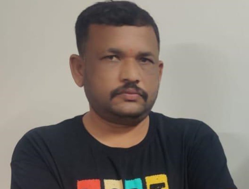 ವಿದ್ಯಾರ್ಥಿನಿ ಜೊತೆ ಶಿಕ್ಷಕನ ಲವ್ವಿ-ಡವ್ವಿ: ಹೆಂಡತಿ, ಮಕ್ಕಳನ್ನು ಬಿಟ್ಟು ಯುವತಿಗೆ ಜತೆ ಎಸ್ಕೇಪ್!​ 