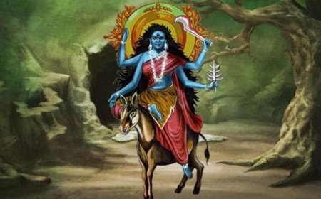 ನವರಾತ್ರಿ 7ನೇ ದಿನ: ಈ ದಿನ ದುರ್ಗೆ ಭಯಂಕರ ರೂಪದಲ್ಲಿ ಕಾಣಿಸಿಕೊಳ್ತಾಳೆ ಏಕೆ..?