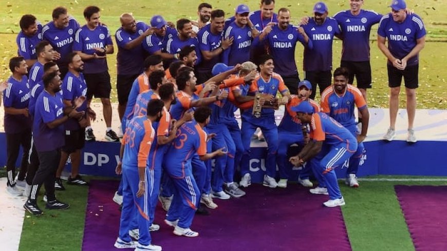 IND vs PAK: ಪಾಕ್ ಪಡೆಯನ್ನು ಸೋಲಿಸಿದ ಟೀಮ್ ಇಂಡಿಯಾ: 9ನೇ ಬಾರಿಗೆ ಏಷ್ಯಾಕಪ್ ಎತ್ತಿಹಿಡಿದ ಭಾರತ
