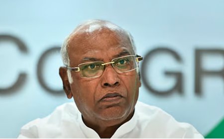 Mallikarjun Kharge: ಎಐಸಿಸಿ ಅಧ್ಯಕ್ಷ ಮಲ್ಲಿಕಾರ್ಜುನ್ ಖರ್ಗೆ ಆಸ್ಪತ್ರೆಗೆ ದಾಖಲು!