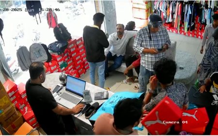 ಮಾಲೀಕನನ್ನೇ ಯಾಮಾರಿಸಿದ ಖತರ್ನಾಕ್ ದಂಪತಿ: ಭರ್ಜರಿ ಶಾಪಿಂಗ್ ಮಾಡಿ ಏನ್ ಮಾಡಿದ್ರೂ ಗೊತ್ತಾ?