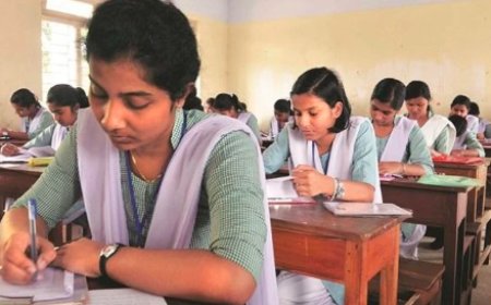 SSLC ವಿದ್ಯಾರ್ಥಿಗಳಿಗೆ ಶಾಕ್ ಕೊಟ್ಟ ರಾಜ್ಯ ಸರ್ಕಾರ..! ಪರೀಕ್ಷಾ ಶುಲ್ಕದಲ್ಲಿ ಶೇ.5ರಷ್ಟು ಹೆಚ್ಚಳ