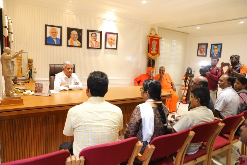 ಜಾತಿಗಣತಿ ಸಿಬ್ಬಂದಿಗೆ ಕ್ಲಾಸ್ ತೆಗೆದ ಕೇಂದ್ರ ಸಚಿವ ಸೋಮಣ್ಣ